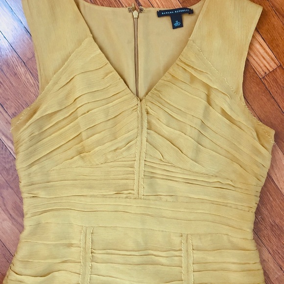 Banana Republic Mustard Color Dress With Ruffles - Picture 4 of 7